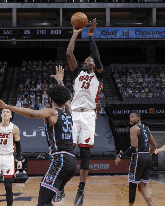 芒果体育-德罗巴迎来五赛季高光表现，热火球迷沸腾！的简单介绍