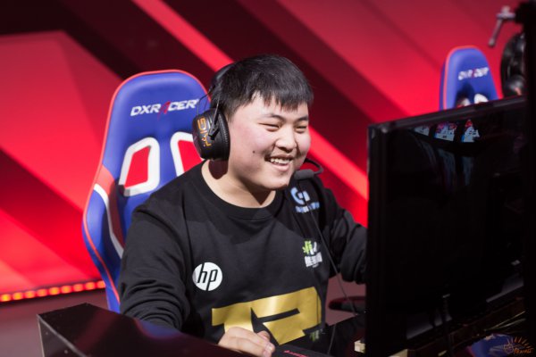 包含Uzi新星关键助攻表现惊艳,独行侠未来可期!的词条 包含Uzi新星关键助攻表现惊艳,独行侠未来可期!的词条